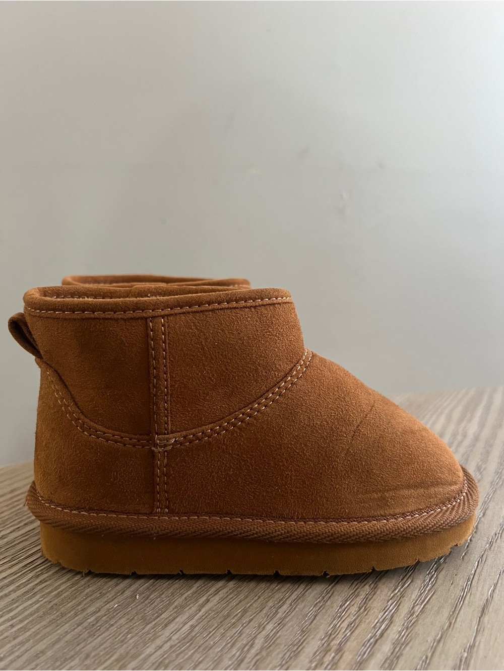 Gap Girls Vegan Suede Sherpa-Lined Boots